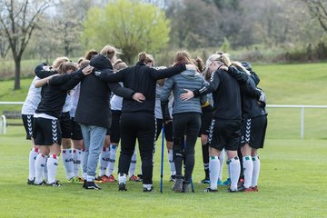 Bild 29 - Frauen SV Henstedt Ulzburg2 : TSV Schoenberg : Ergebnis: Abbruch